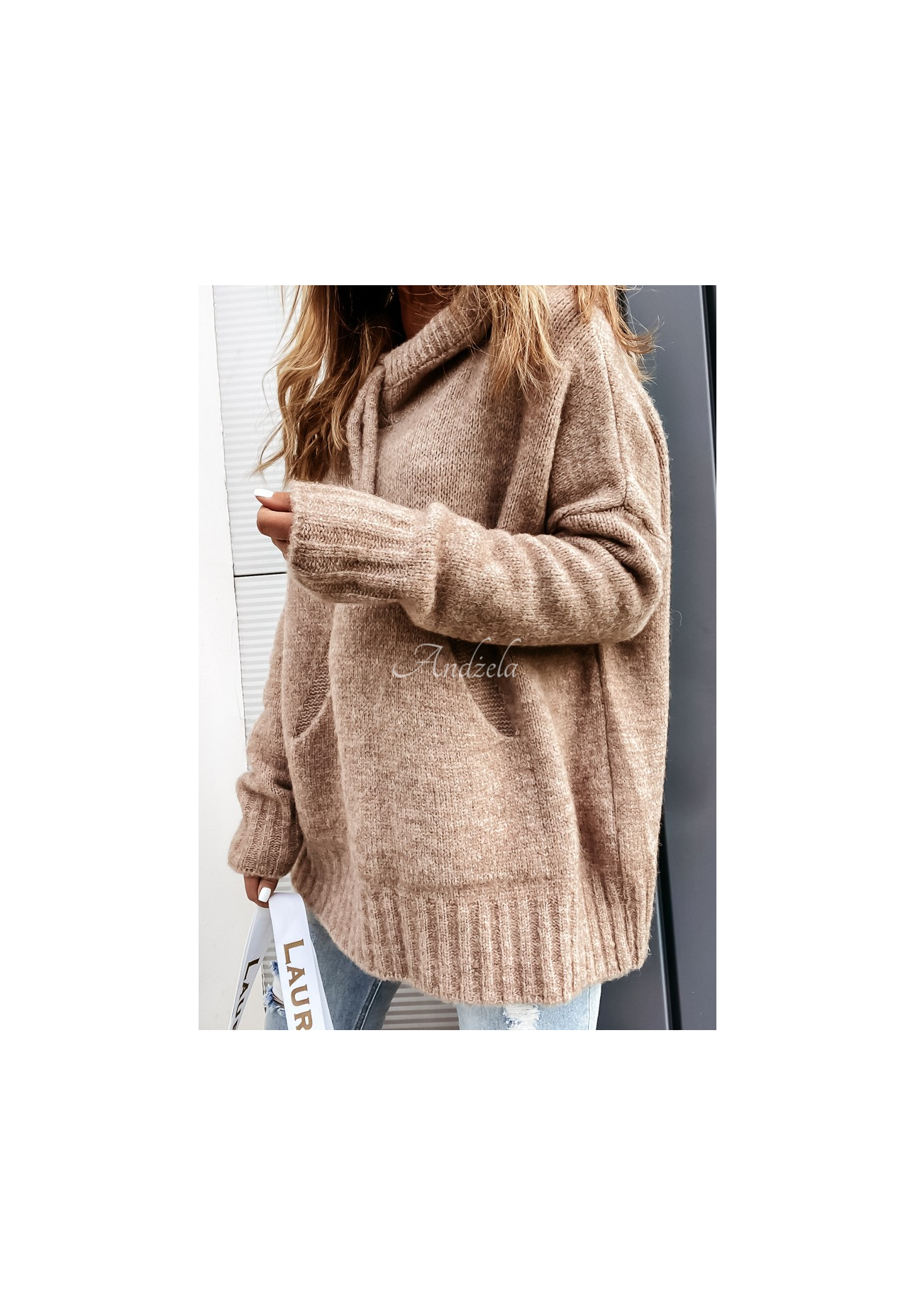 Pulover oversize cu glugă Carra