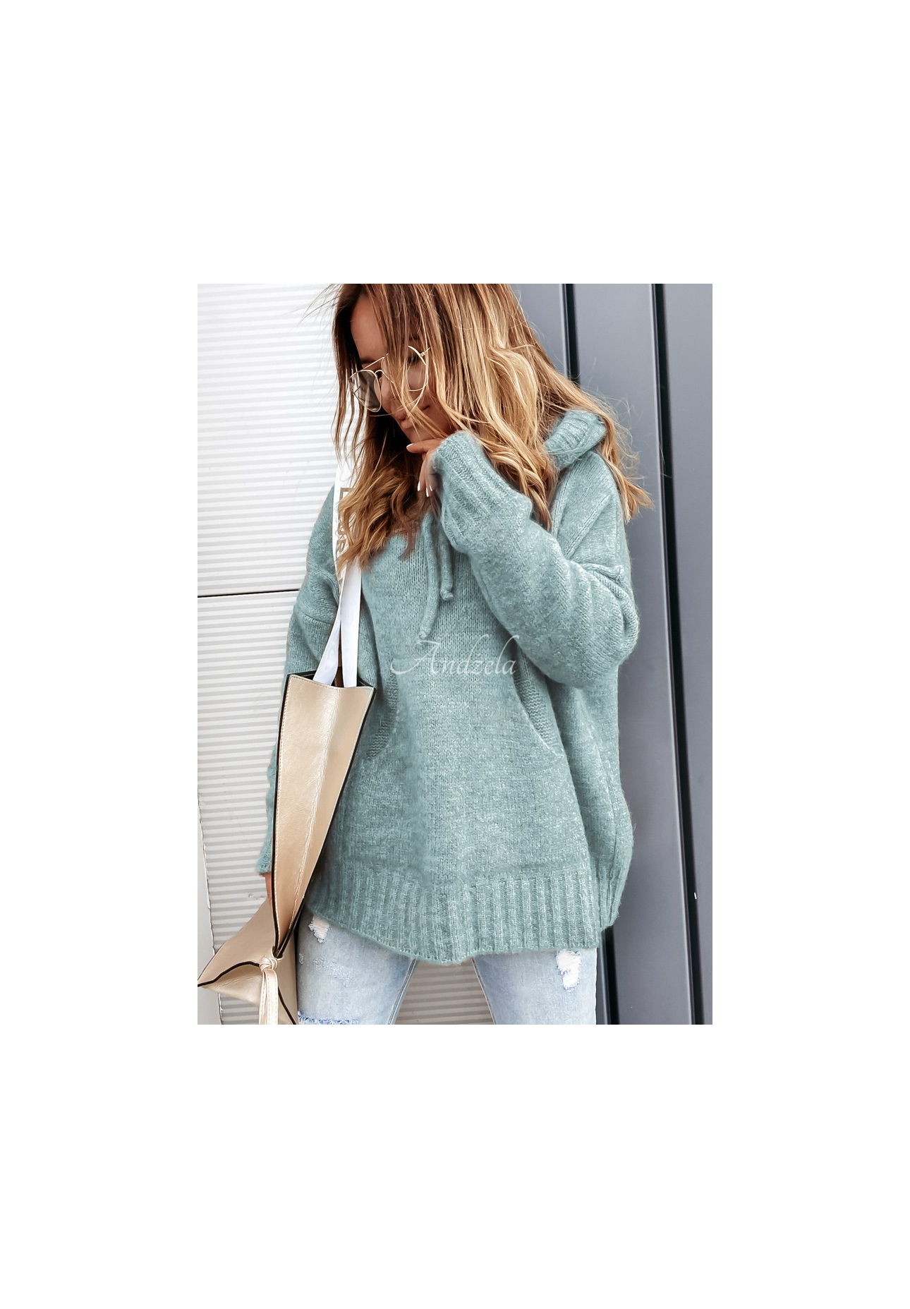 Pulover oversize cu glugă Carra