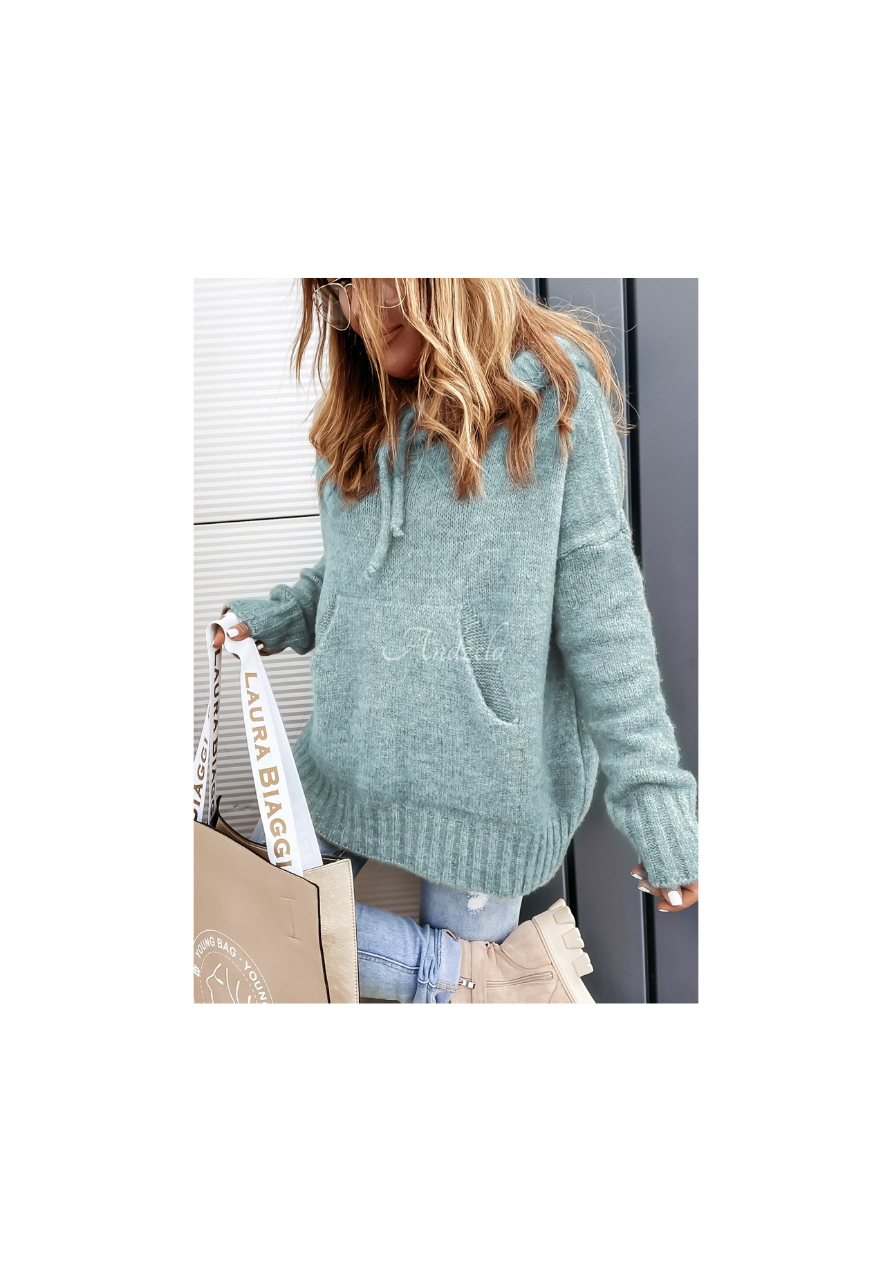 Pulover oversize cu glugă Carra