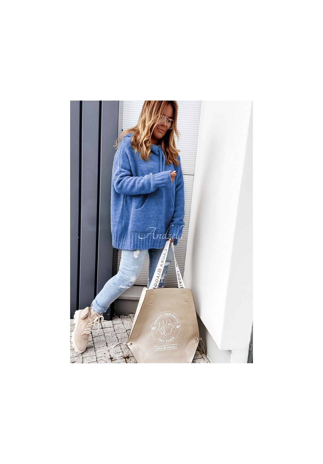 Pulover oversize cu glugă Carra