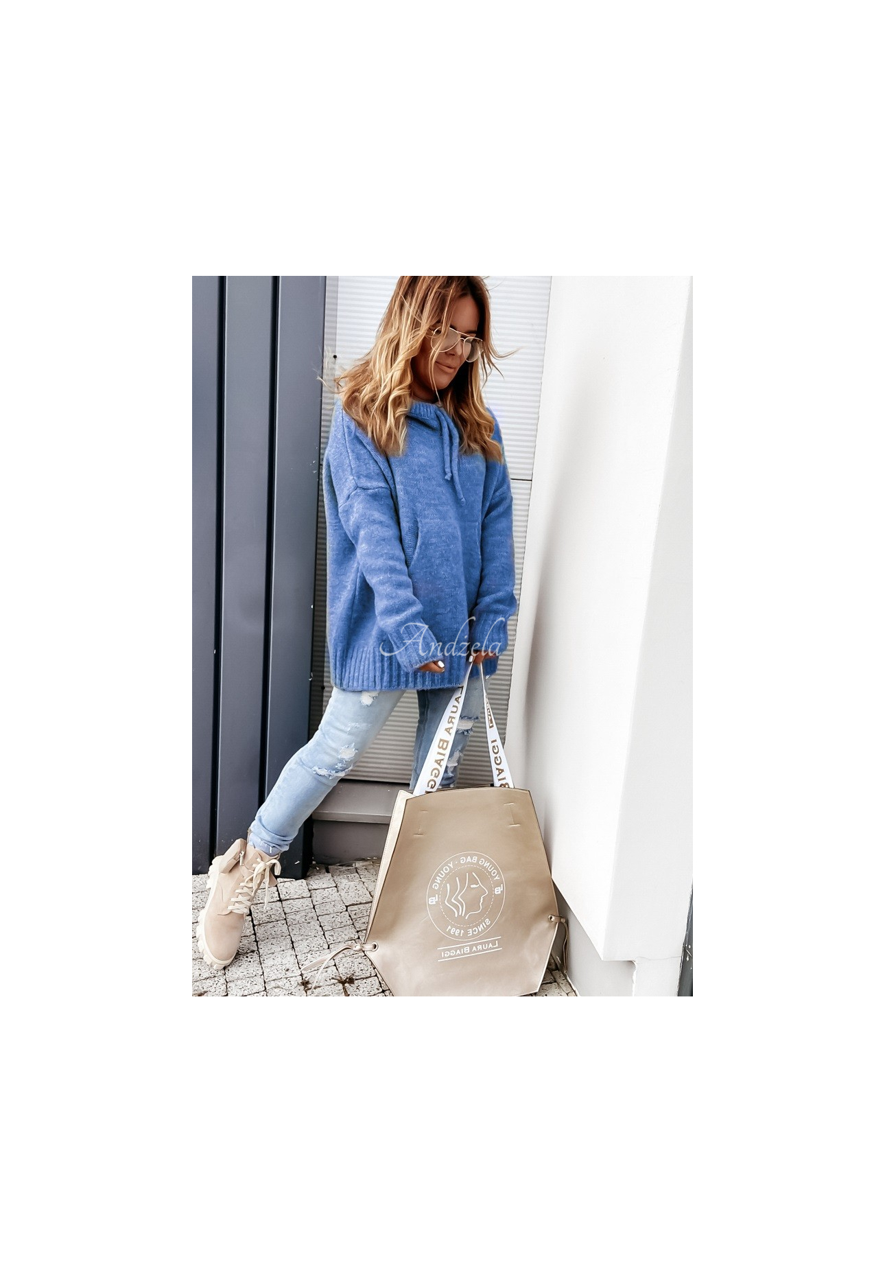 Pulover oversize cu glugă Carra