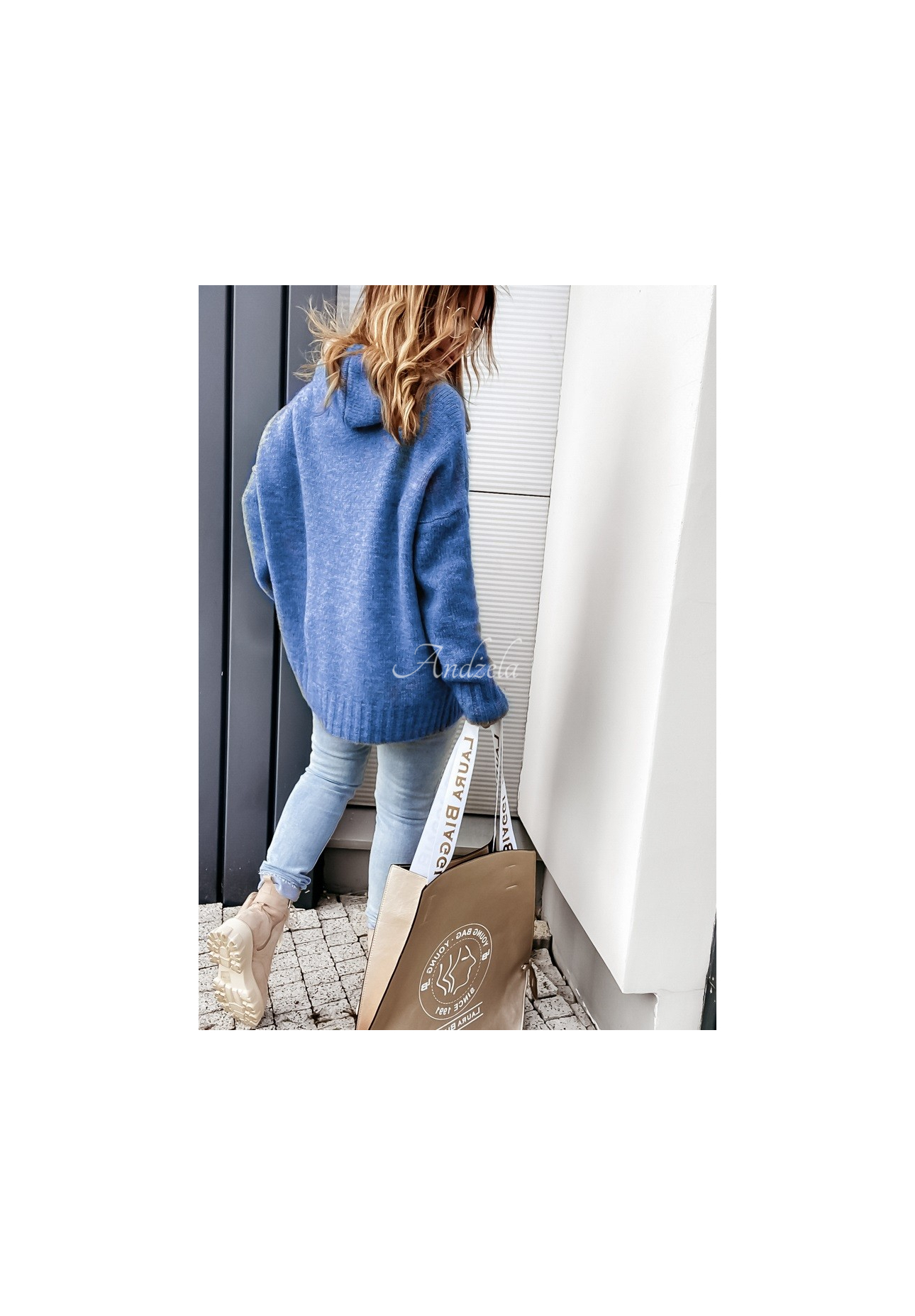 Pulover oversize cu glugă Carra