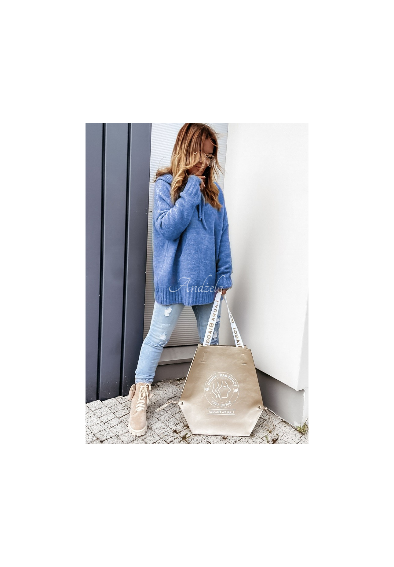 Pulover oversize cu glugă Carra