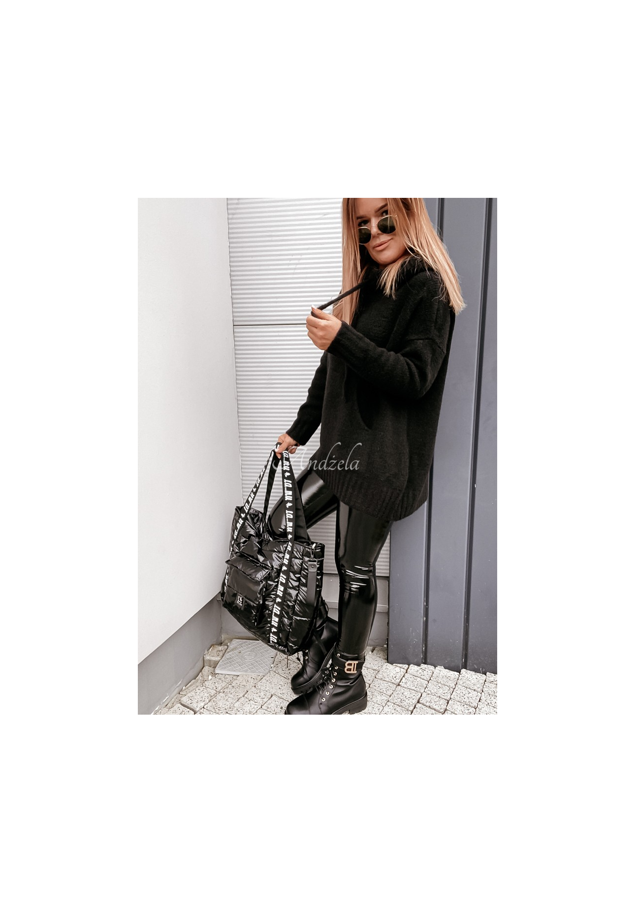 Pulover oversize cu glugă Carra