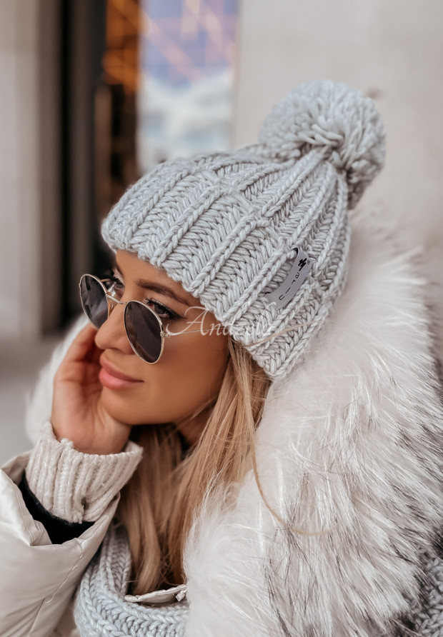 Căciulă &icirc;mpletită cu pompon Laponia