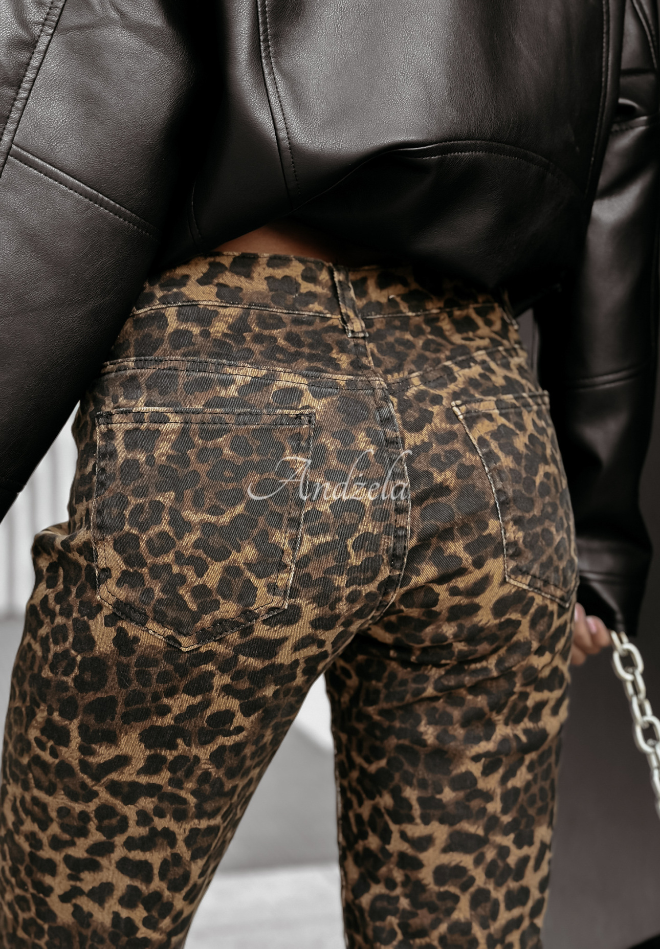 Pantaloni Autumn Hideaway cu imprimeu leopard