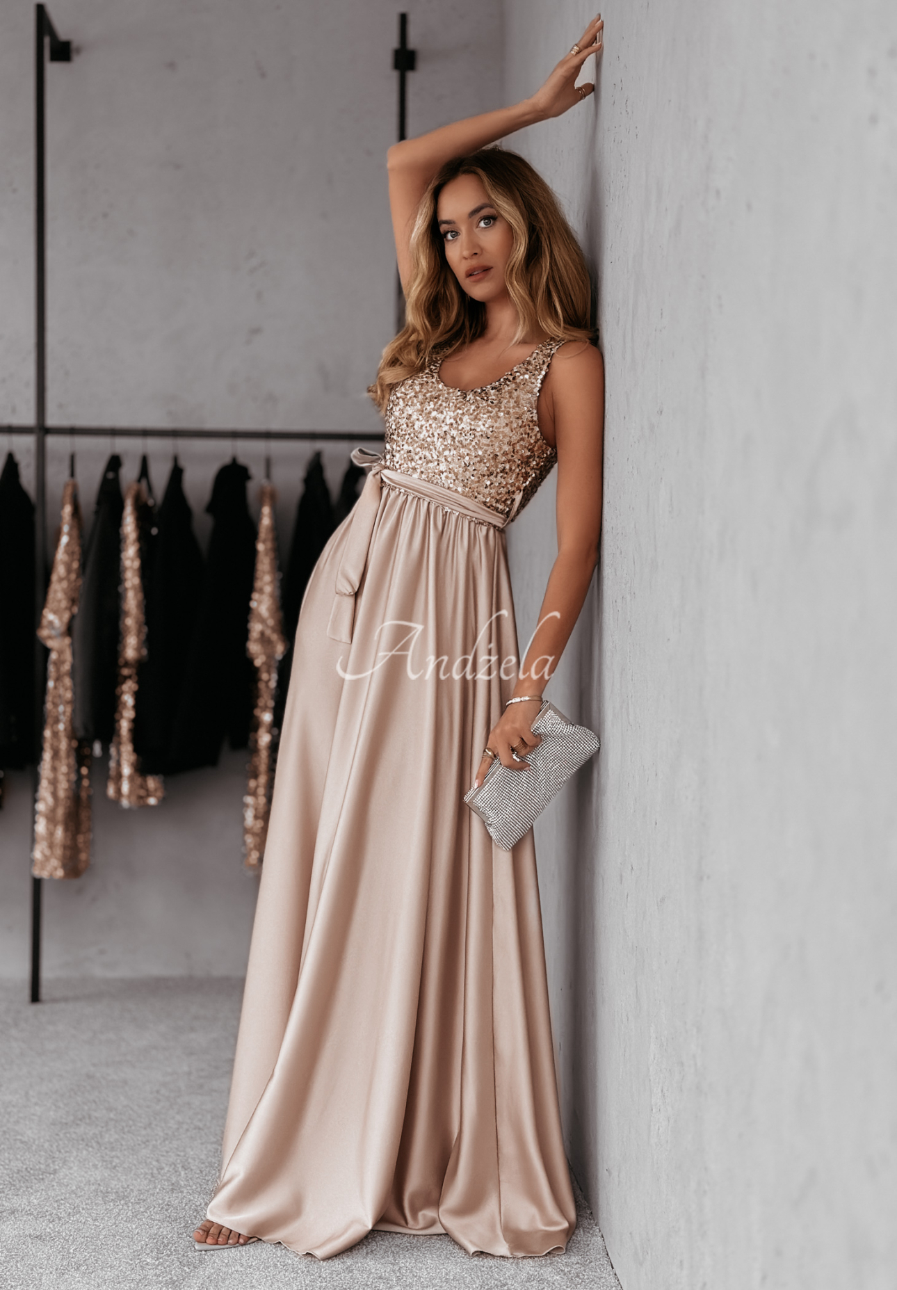 Rochie maxi din satin Twilight Harmony cu paiete