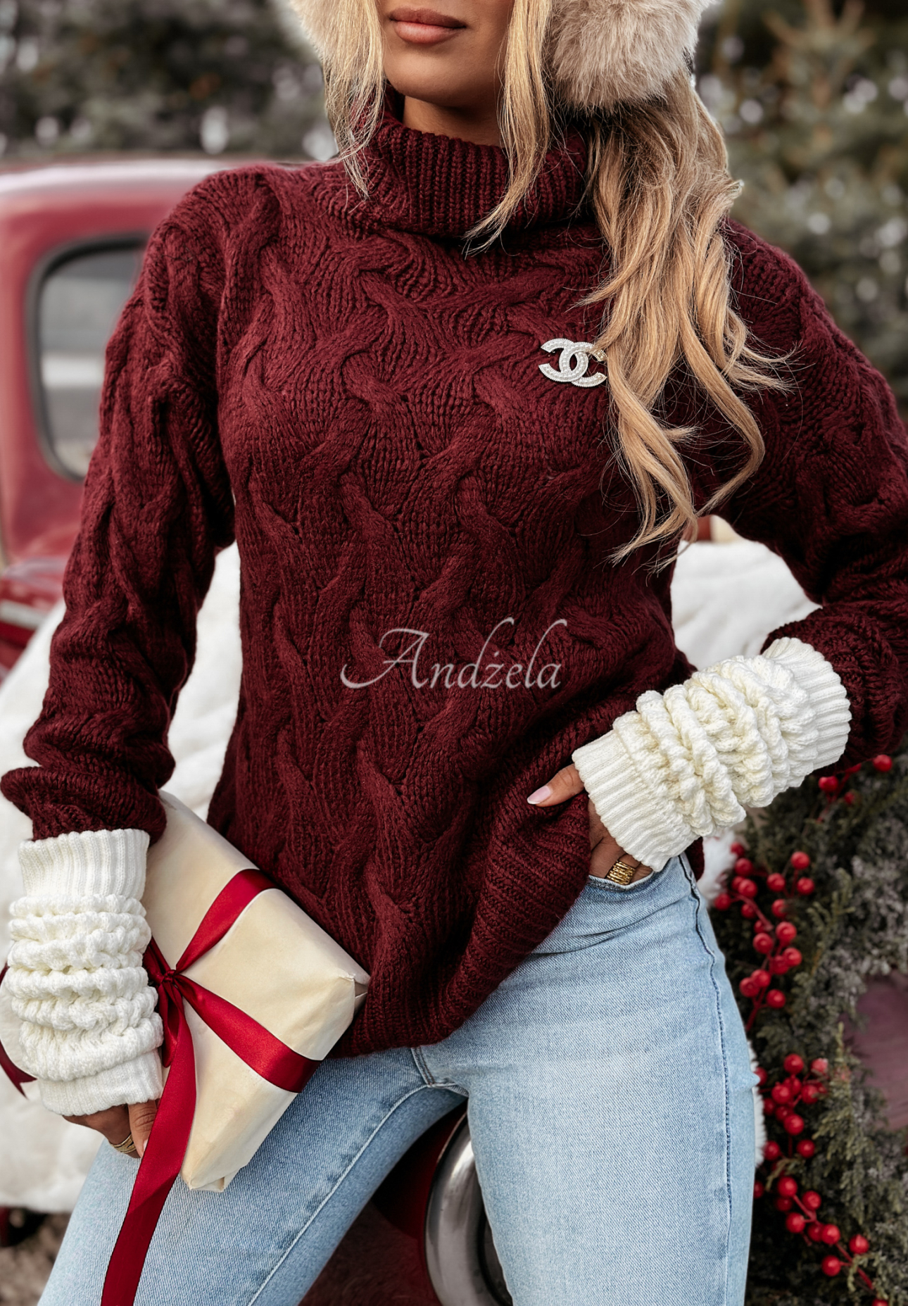 Pulover împletit decorativ Zea cu guler