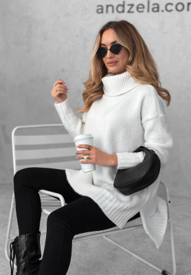 Pulover oversize cu guler rol Benin