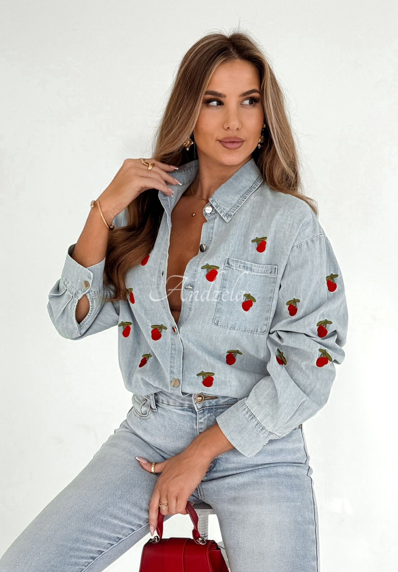 Cămașă din denim Smells Like Cherries cu vișine