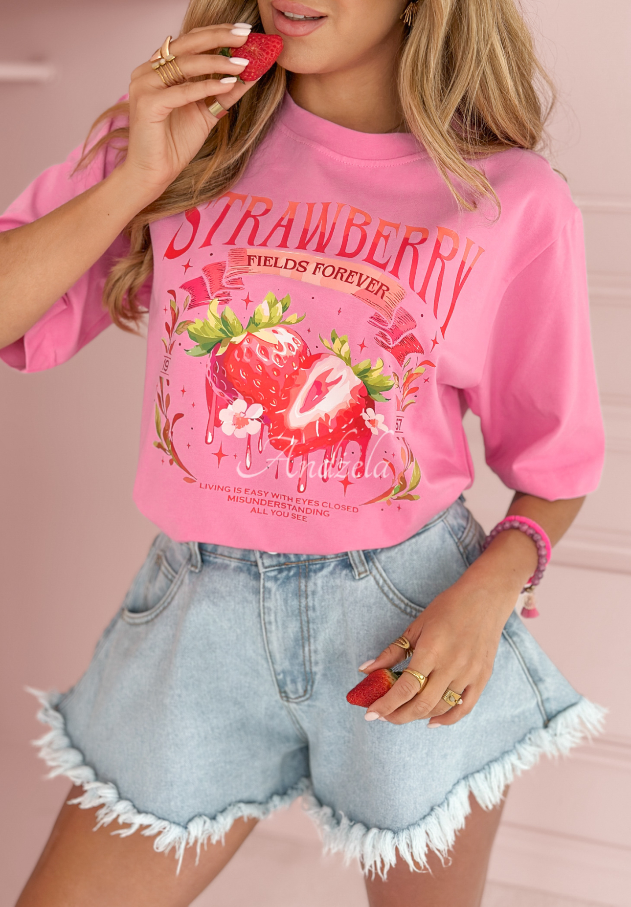 Tricou cu imprimeu Strawberry Fields