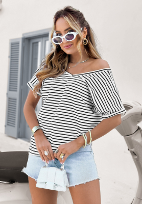 Tricou cu decolteu The Lines model în dungi