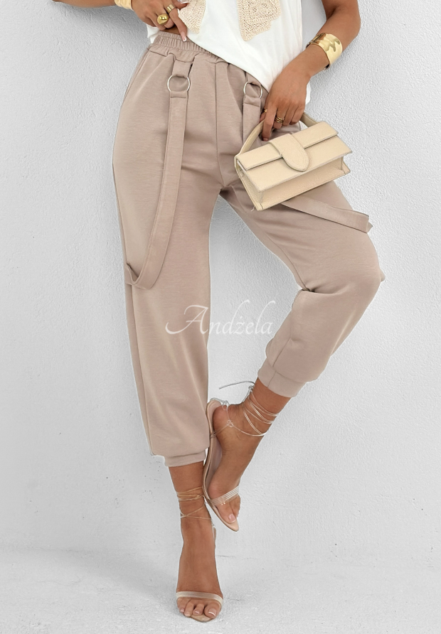 Pantaloni din material Smooth Desire cu bretele