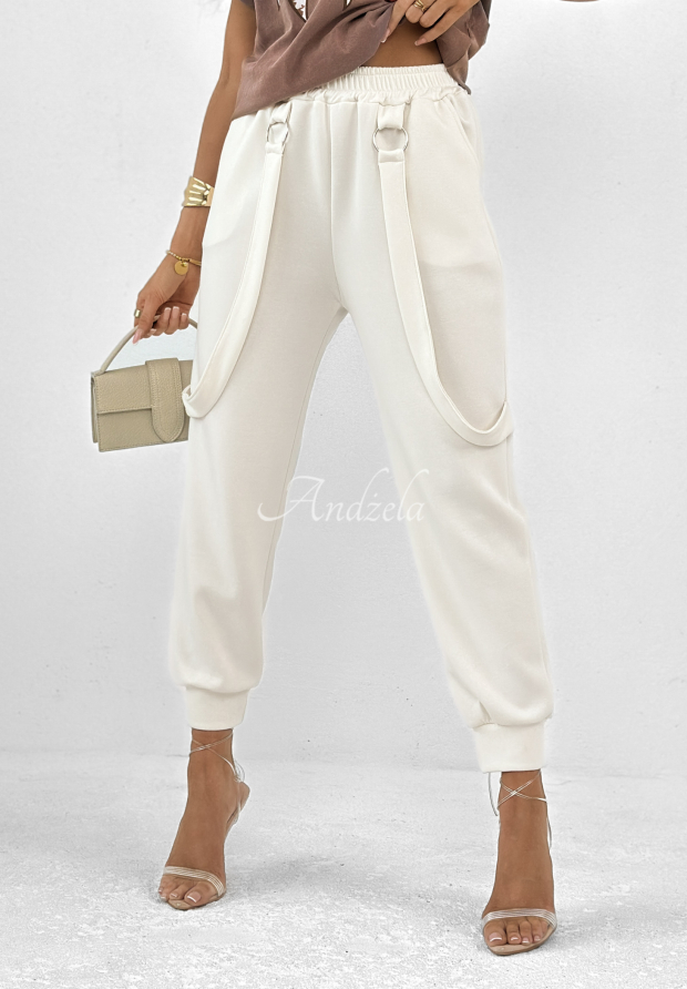 Pantaloni din material Smooth Desire cu bretele
