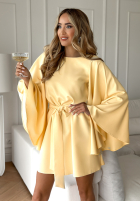 Trapezowa Rochie nietoperz z paskiem Happiness Magnet bananowa