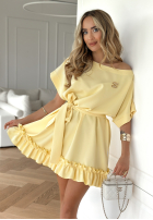 Trapezowa Rochie z falbankami i paskiem Your Solitude bananowa