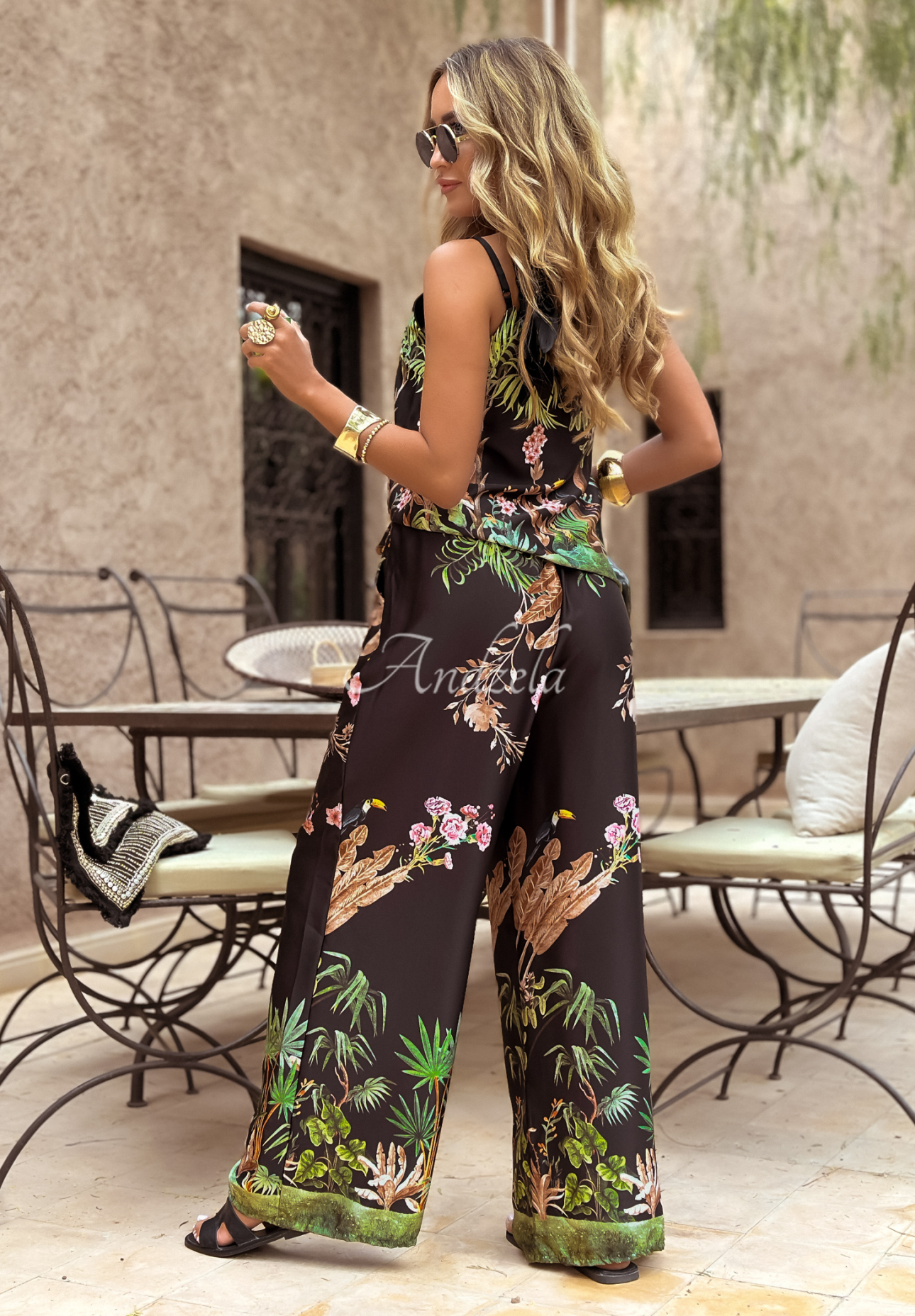 Pantaloni wide leg Jungle Escape cu imprimeu