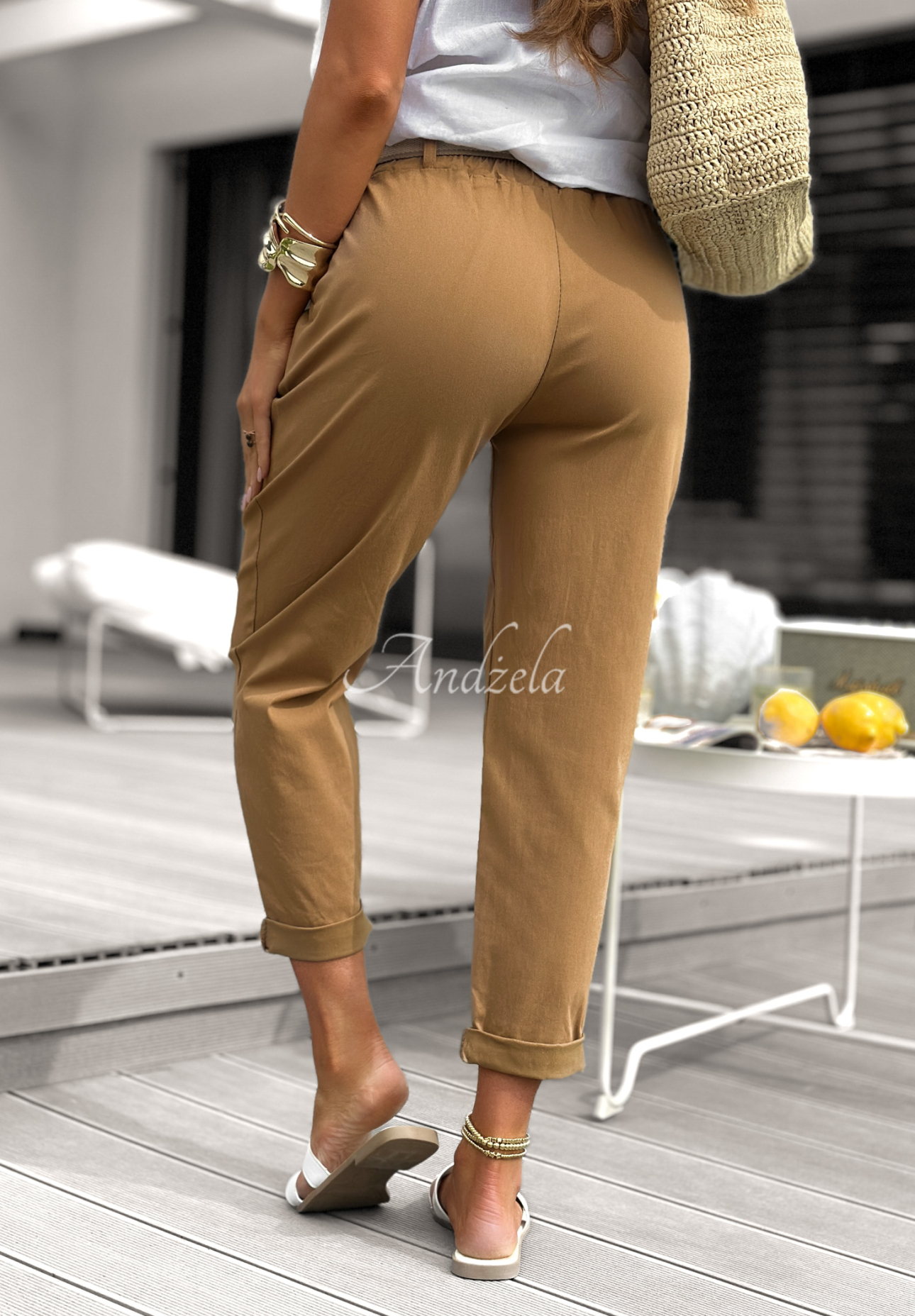 Pantaloni din viscoză Keep Going Girl cu volănașe și curea