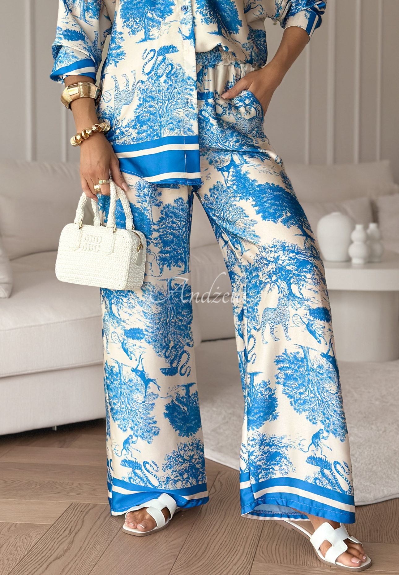 Pantaloni wide leg din satin Girls Gone Wild cu imprimeu