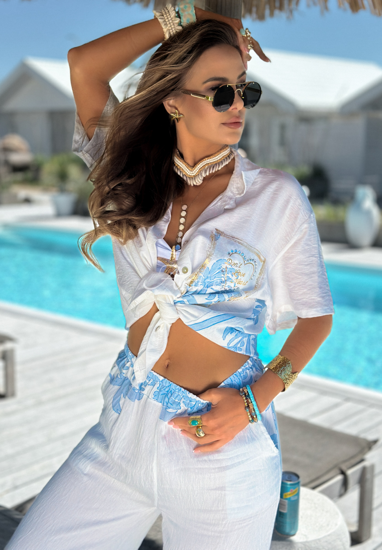 Compleu din viscoză Las Palmas format din cămașă și pantaloni wide leg