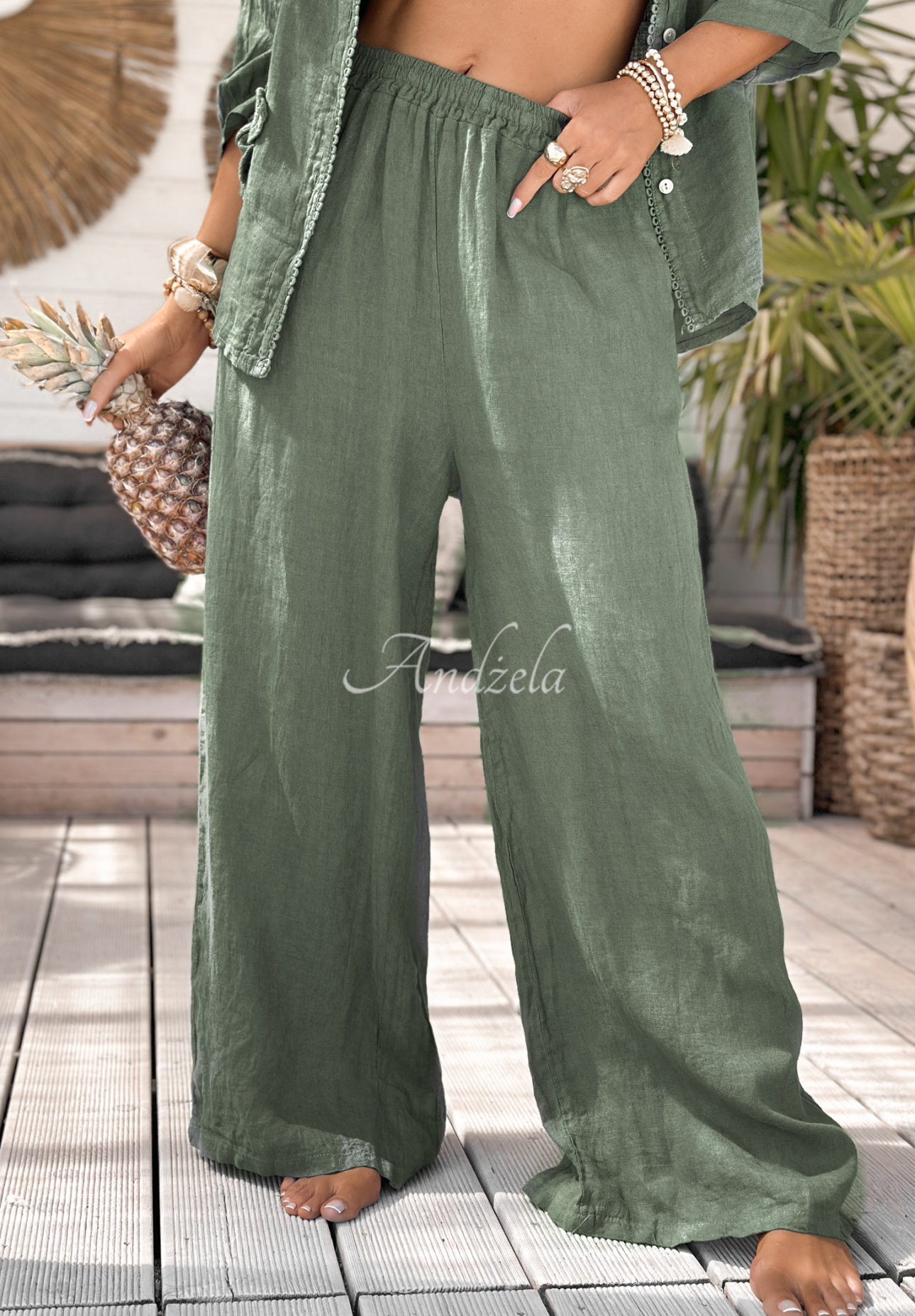 Pantaloni wide leg din in On Vacation