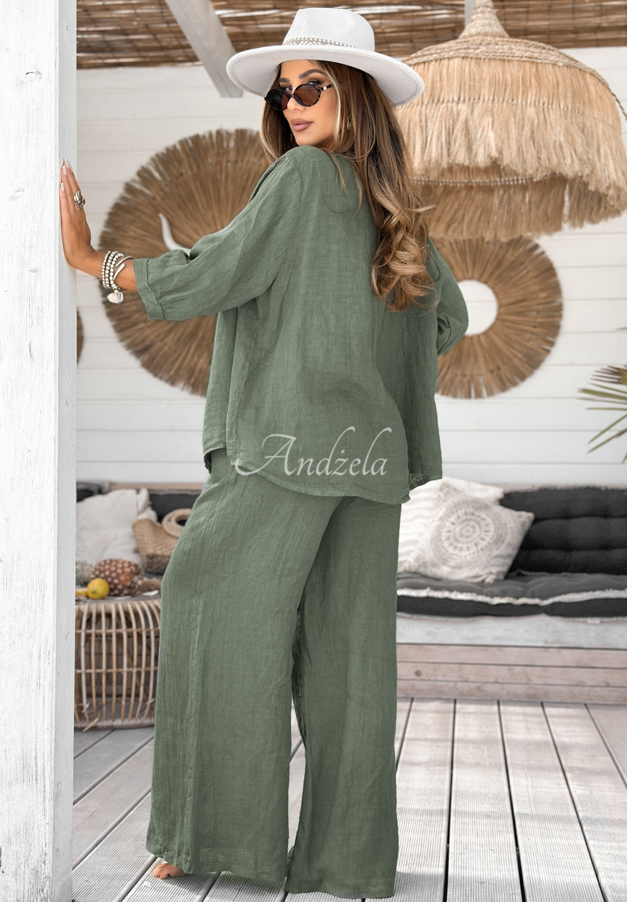 Pantaloni wide leg din in On Vacation