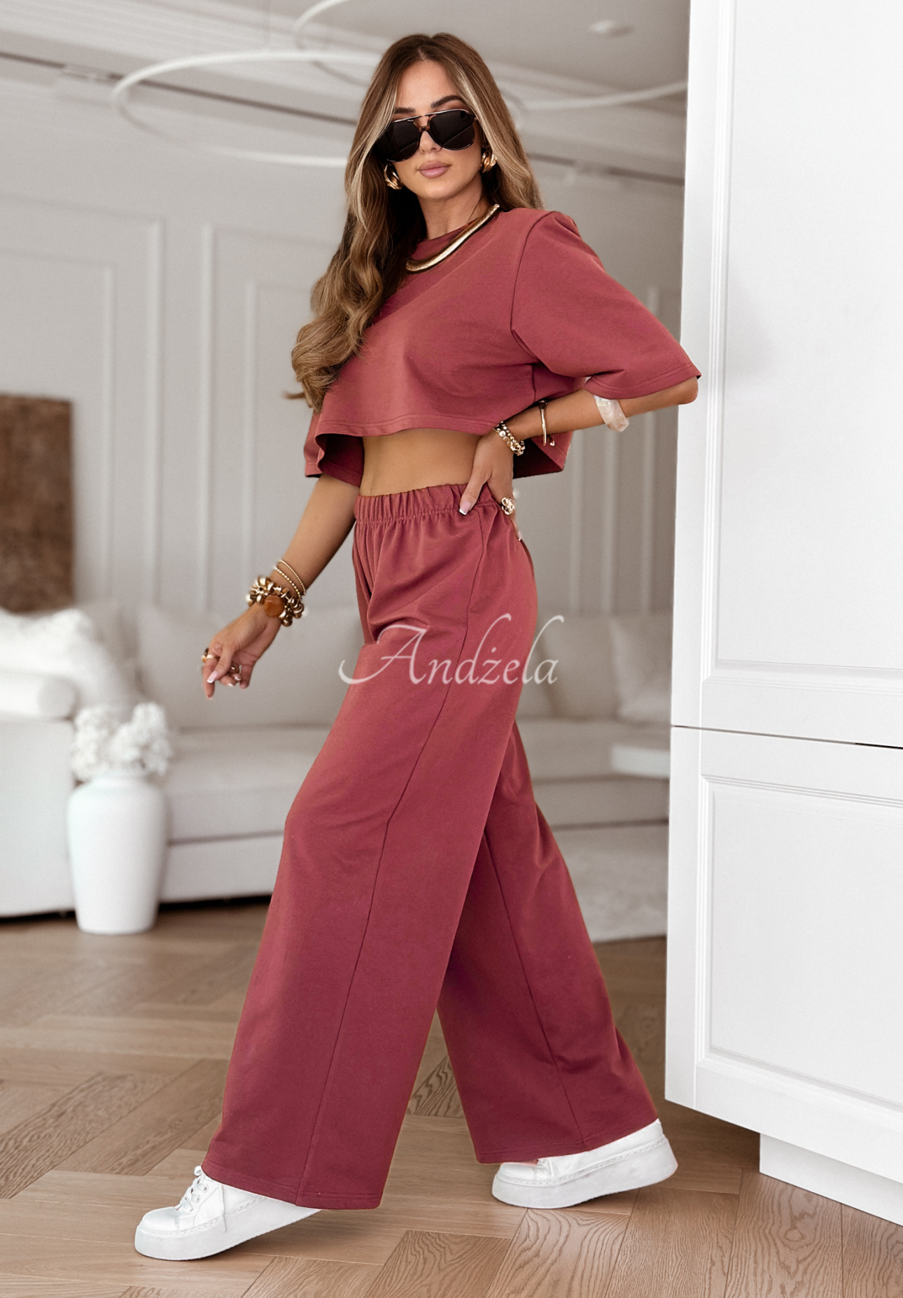Set de trening Lovely Duo format din tricou și pantaloni wide leg