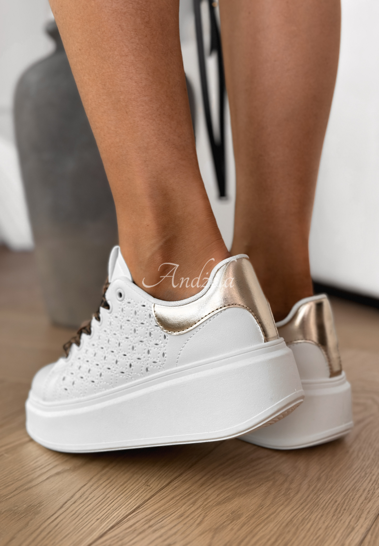 Adidași ajurați Girly Steps