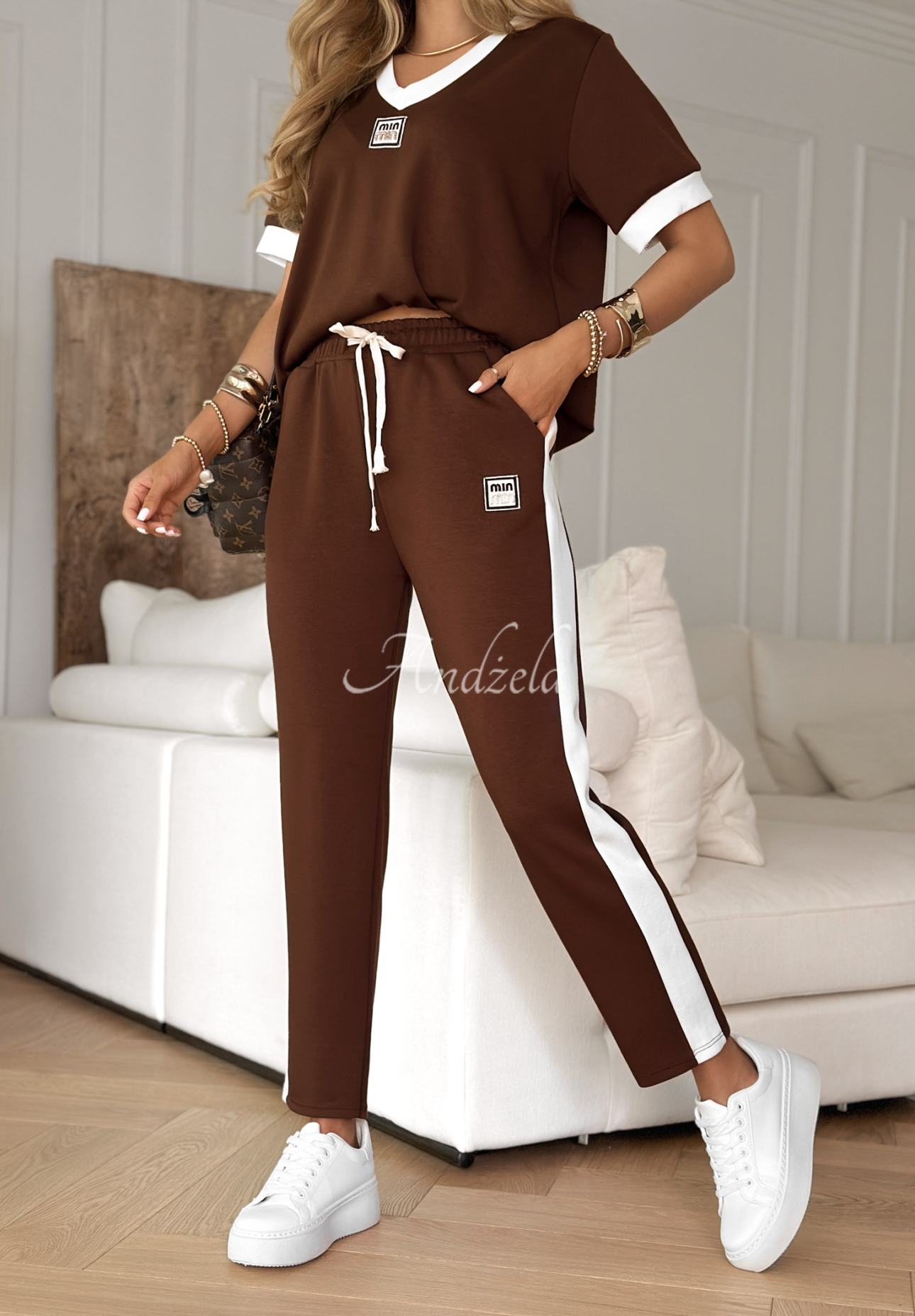 Set format din bluză și pantaloni Pretty Vibes