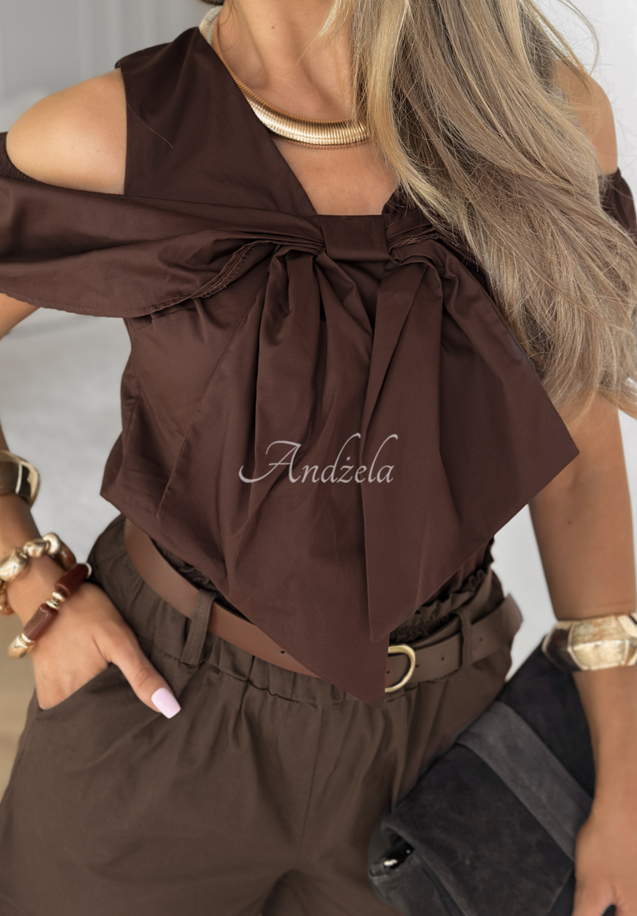 Top         cu fundiță Paradise Hill