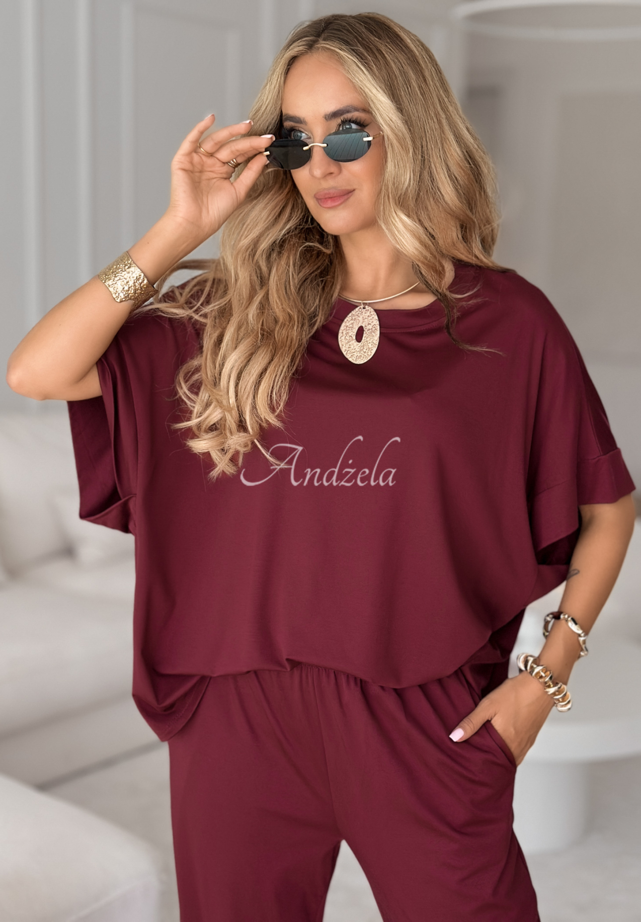 Set format din tricou oversize și pantaloni Two Halves