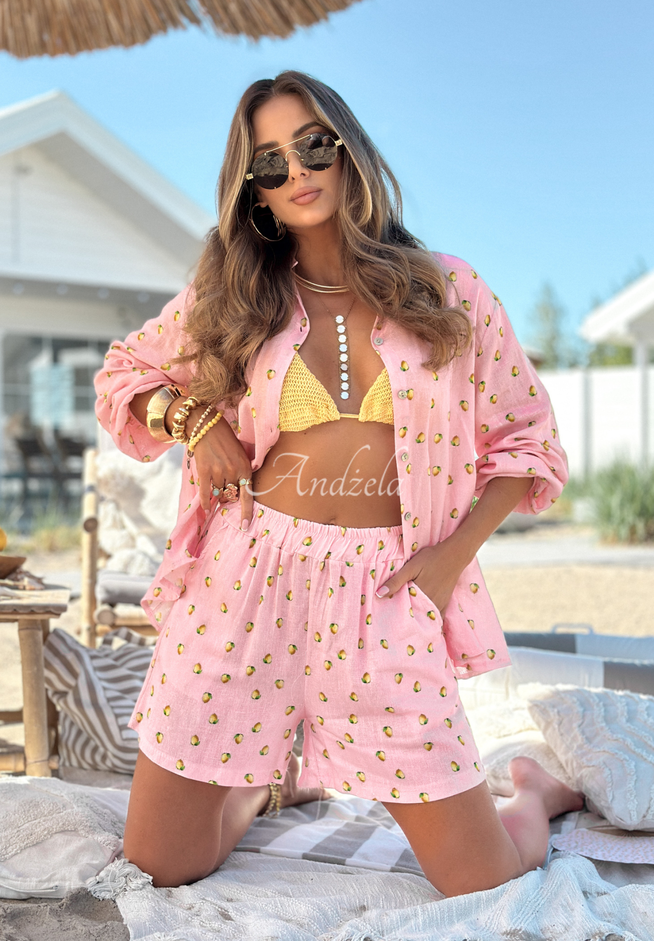 Compleu din in cu lămâi Fresh Lemon Juice format din cămașă și pantaloni scurți