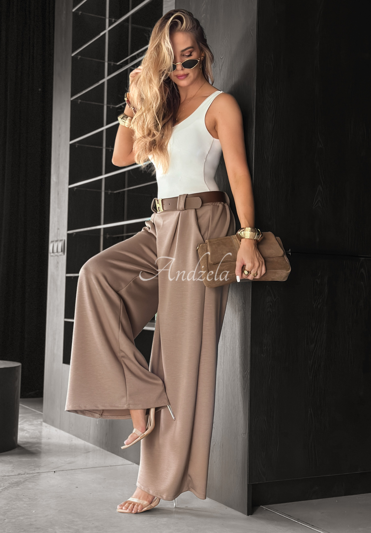 Pantaloni wide leg din material Own Your Power cu curea
