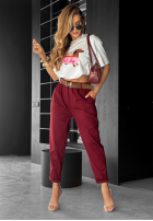 Pantaloni z paskiem Take A Look burgundowe