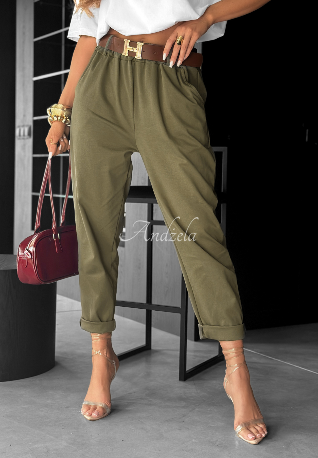 Pantaloni cu curea Take A Look