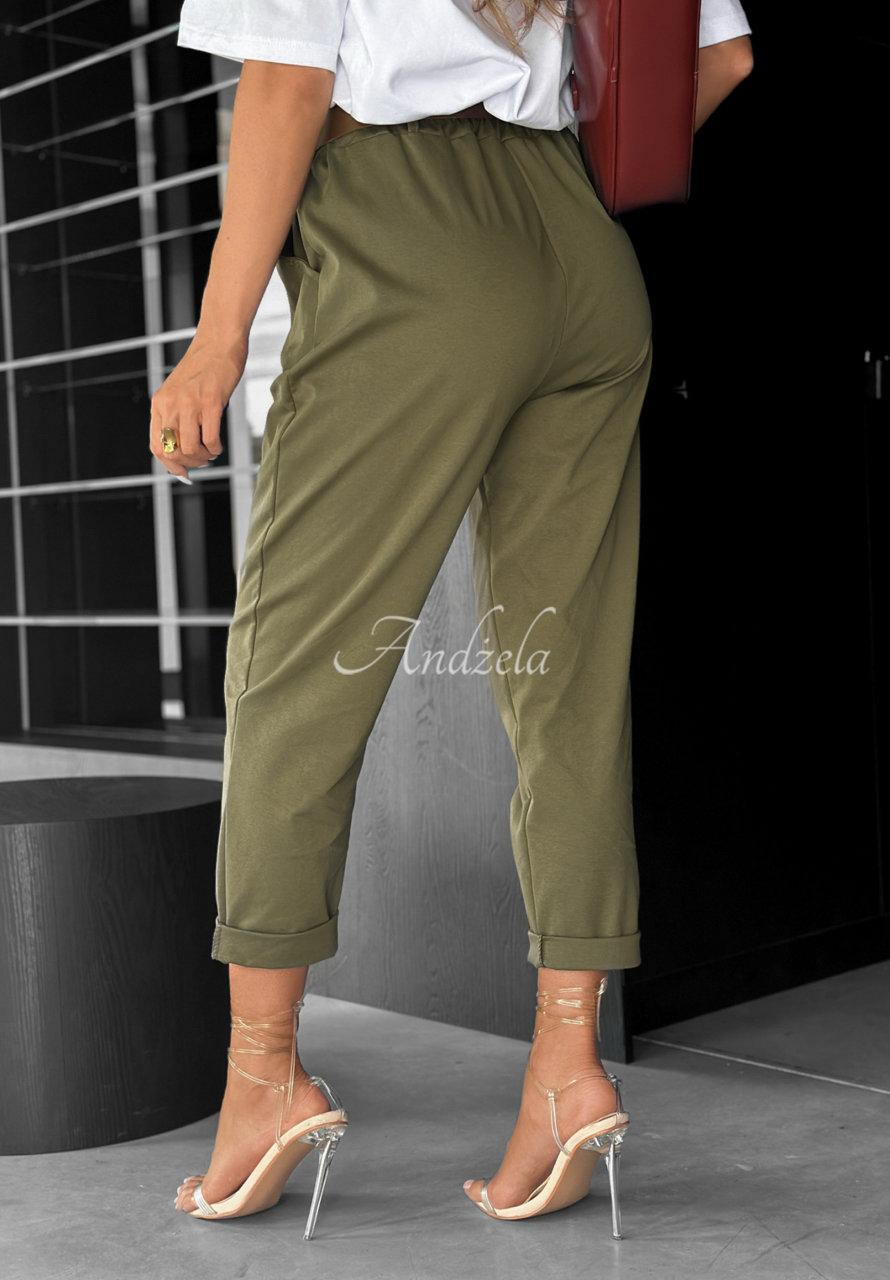 Pantaloni cu curea Take A Look