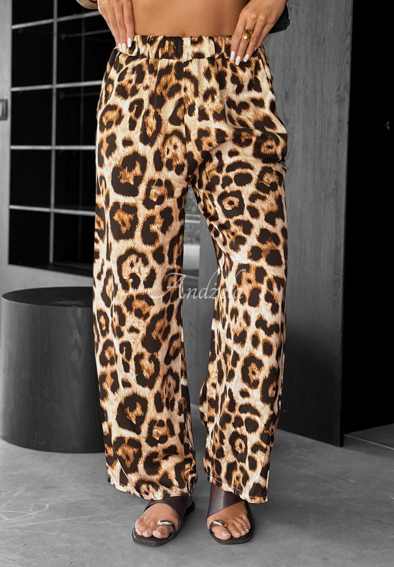 Pantaloni wide leg cu imprimeu leopard Extra Wild