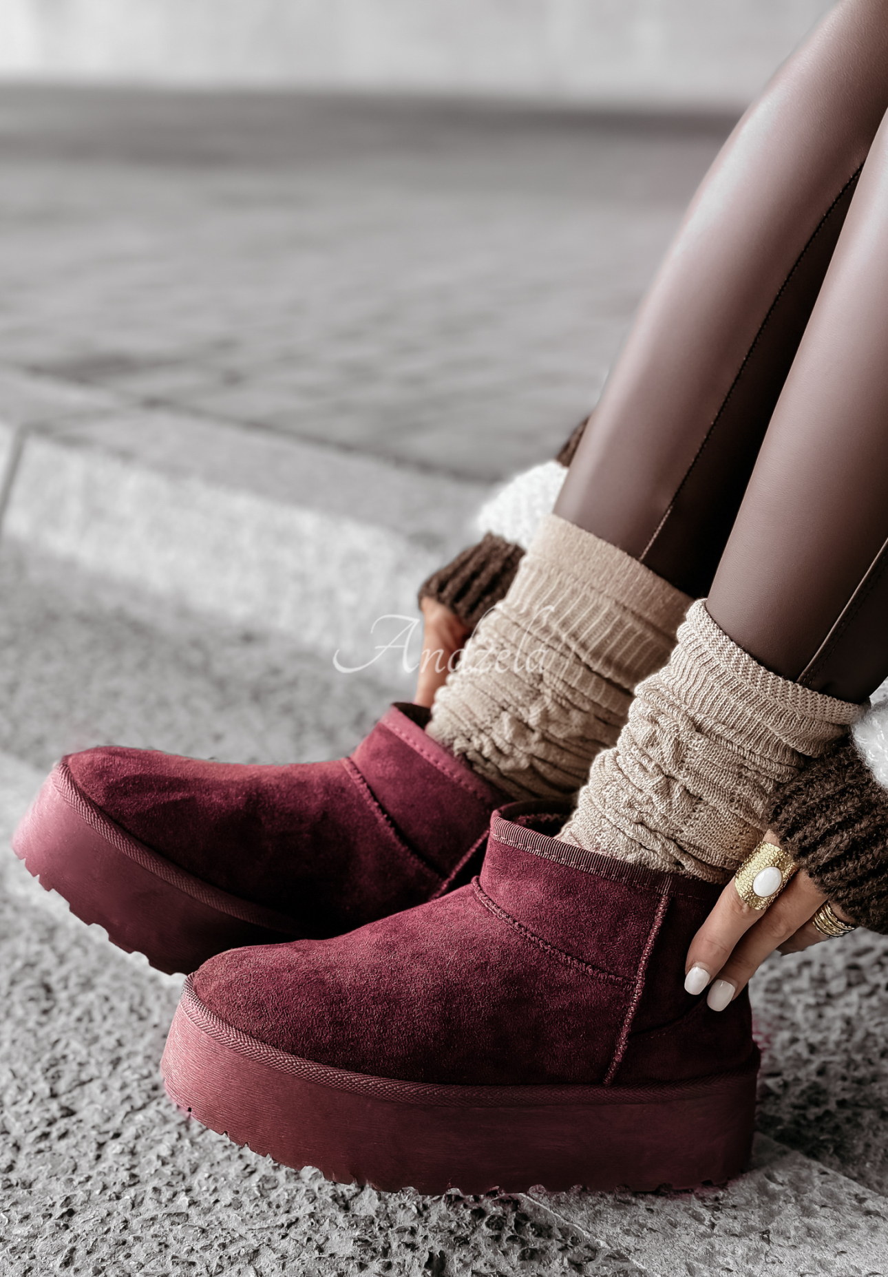 Botine din imitație de piele întoarsă Crunchy Snow