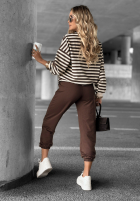Compleu de trening Hanorac i Pantaloni w paski Low Battery waniliowo-ciocolatiu