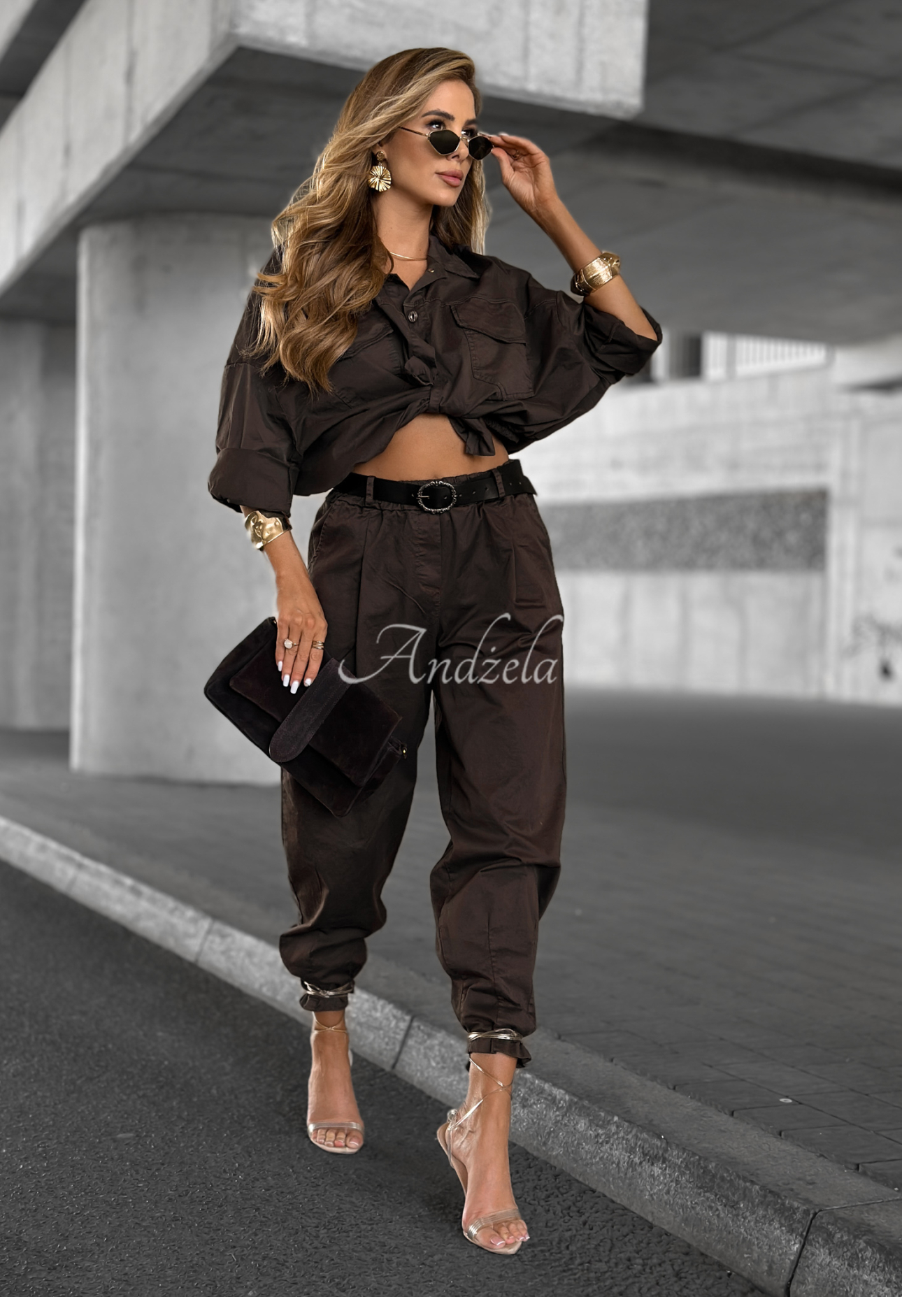 Pantaloni din material Closed Eyes