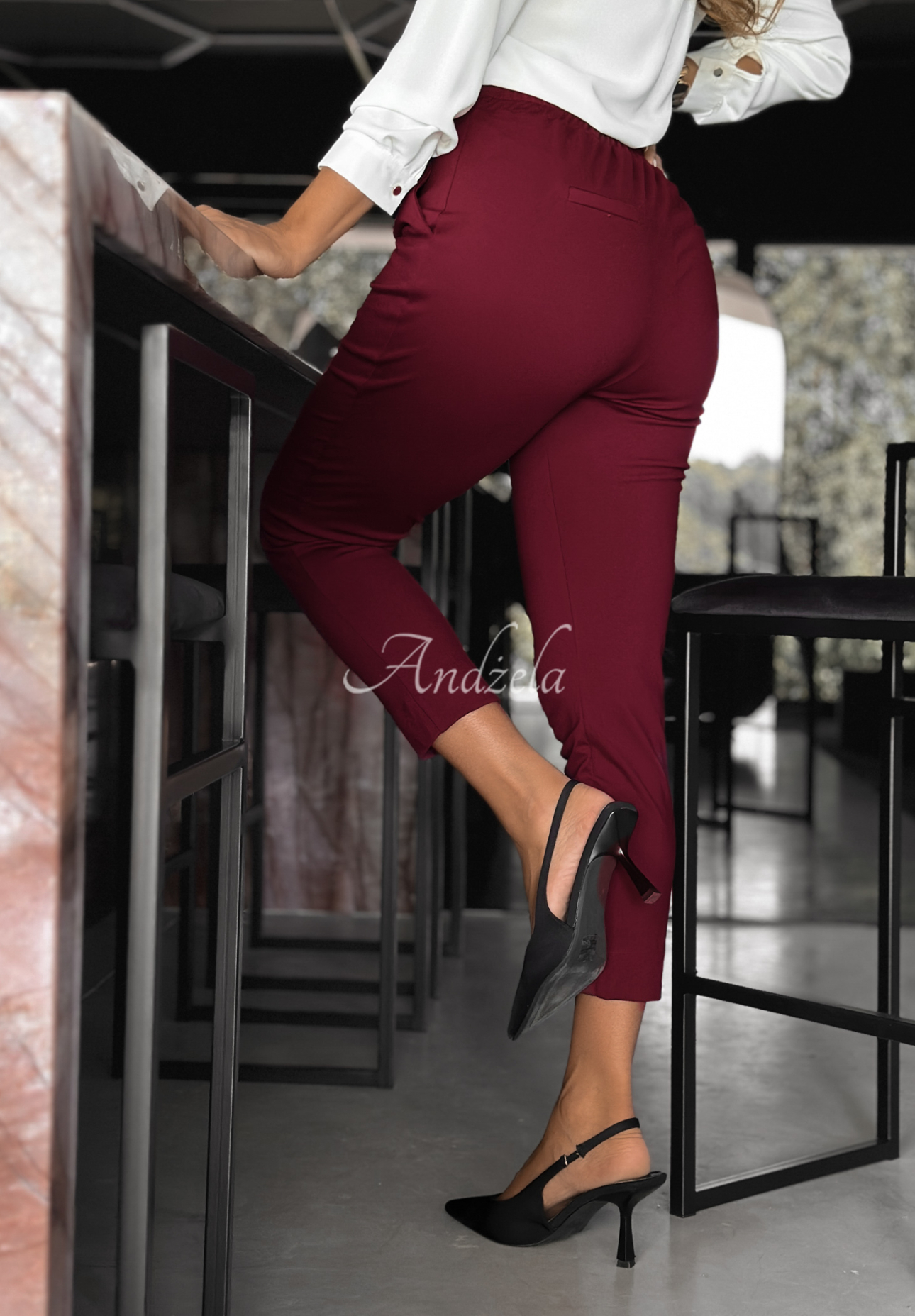 Pantaloni din material New Mood