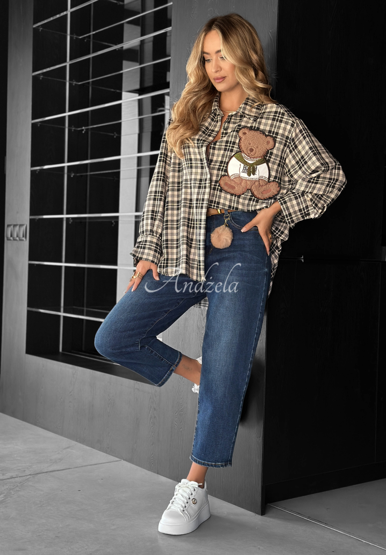Blugi mom fit Live Fearless