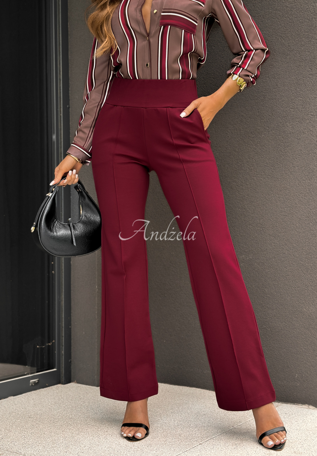 Pantaloni evazați din material Can't Ignore Me