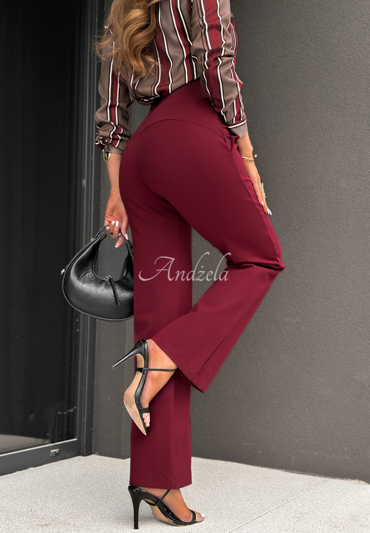 Pantaloni evazați din material Can&#039;t Ignore Me