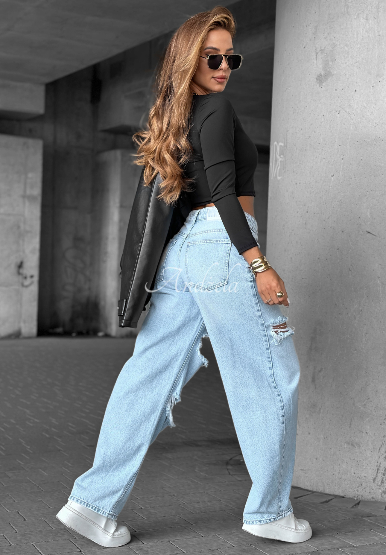 Blugi wide leg cu abraziuni It&#039;s Complicated