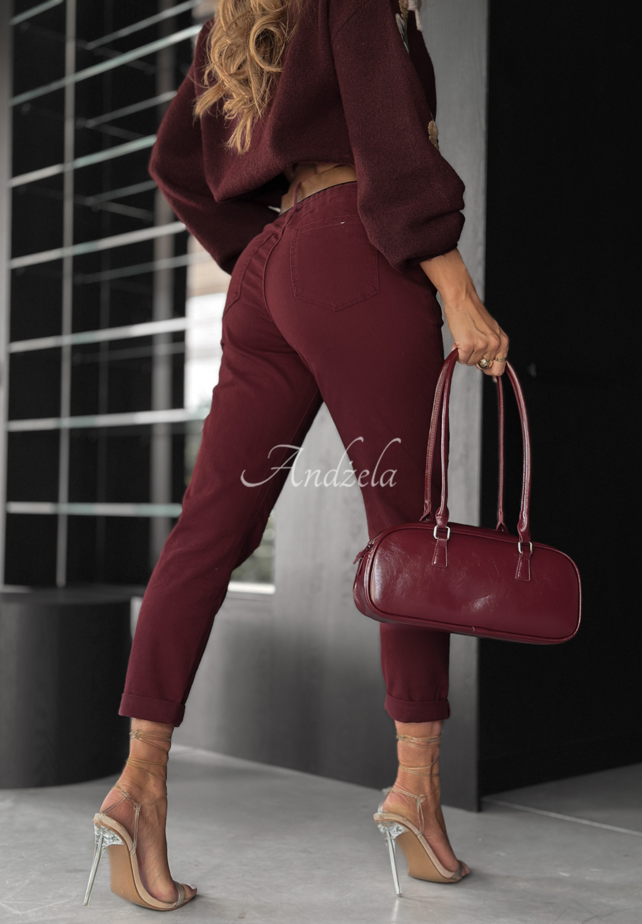 Blugi mom fit cu curea Don’t Expect Much