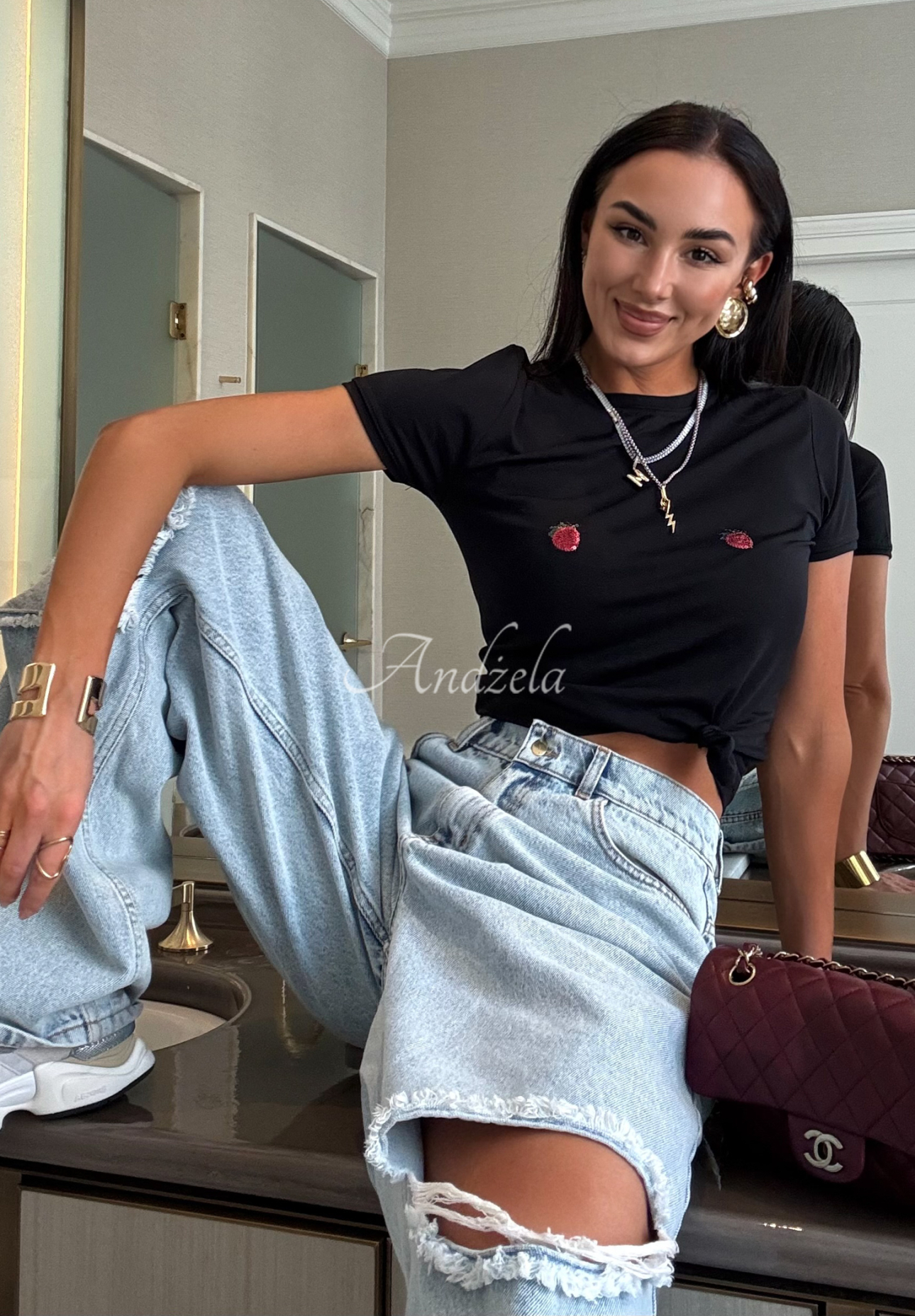 Tricou din viscoză La Milla Strawberry In Chocolate cu aplicații