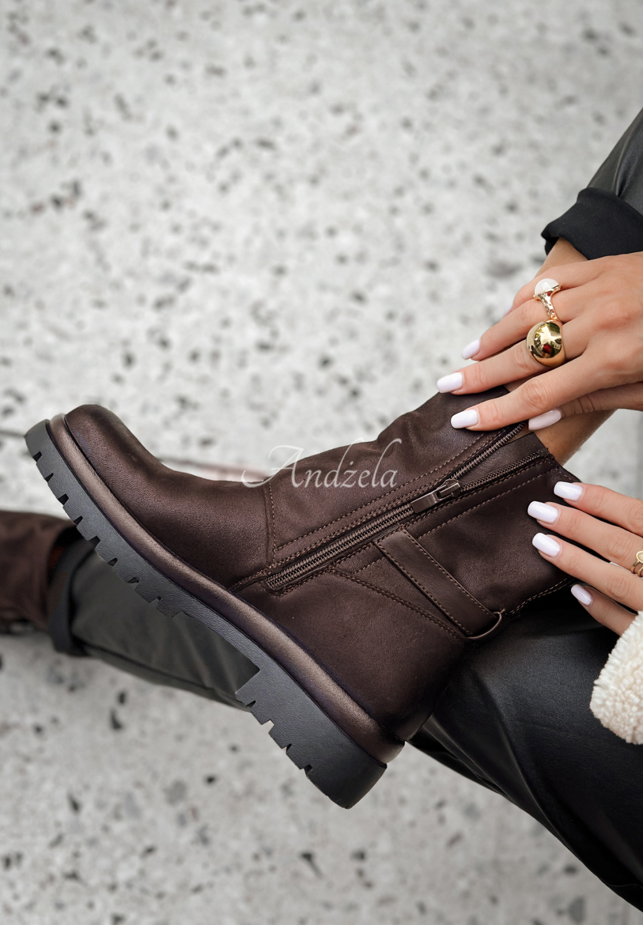 Botine Don’t Be Late