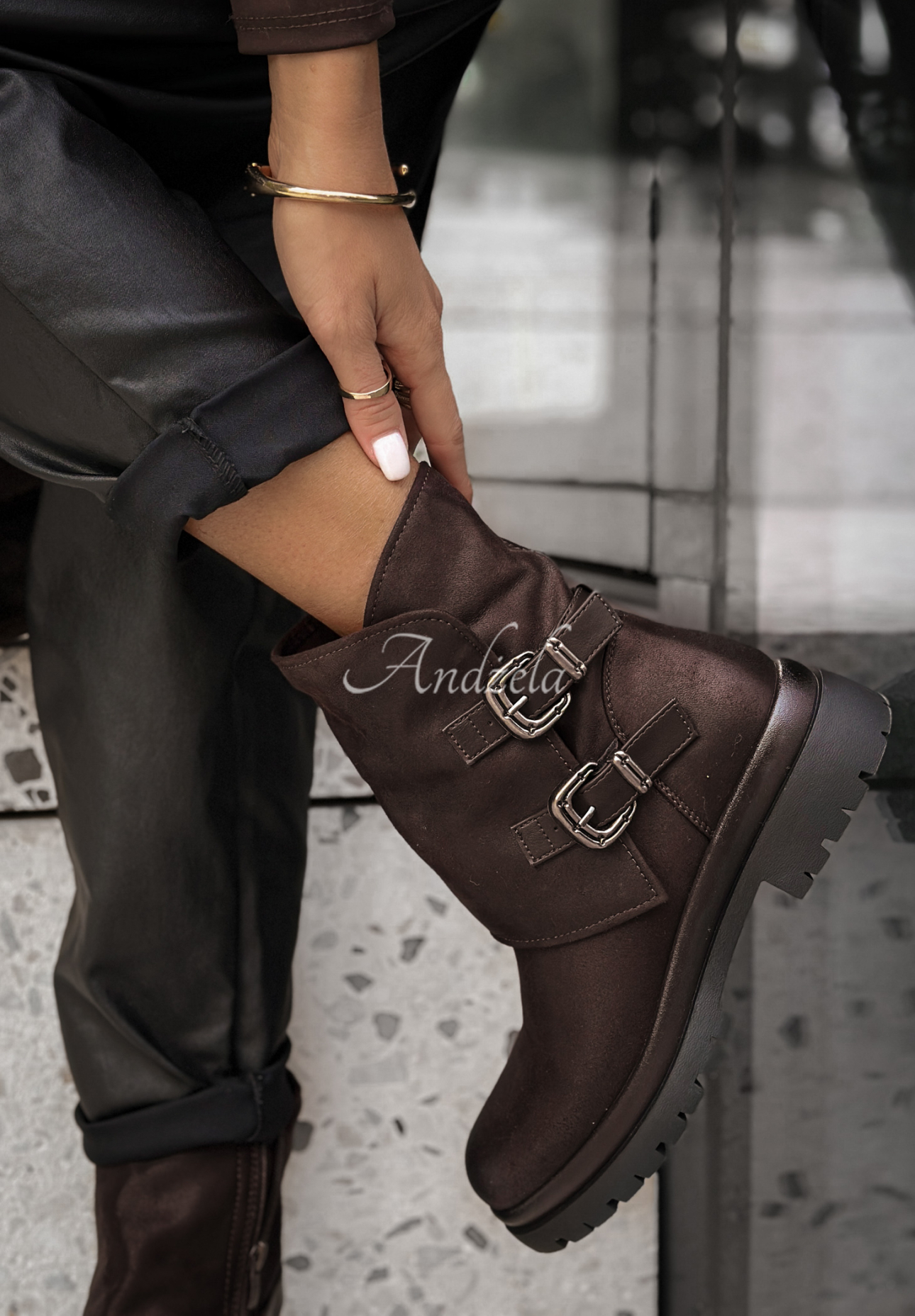 Botine Don’t Be Late
