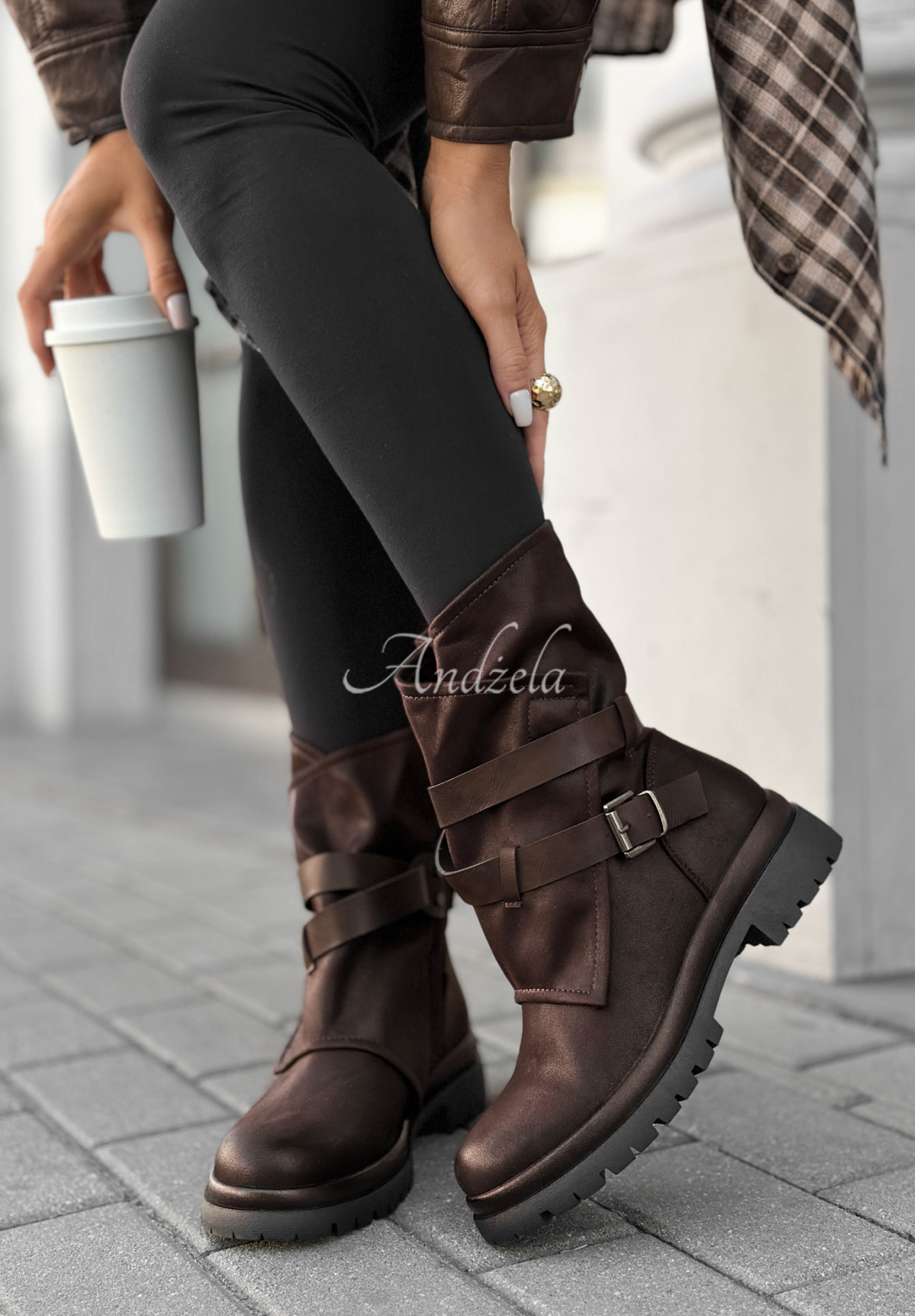 Botine din piele Still So Warm cu catarame